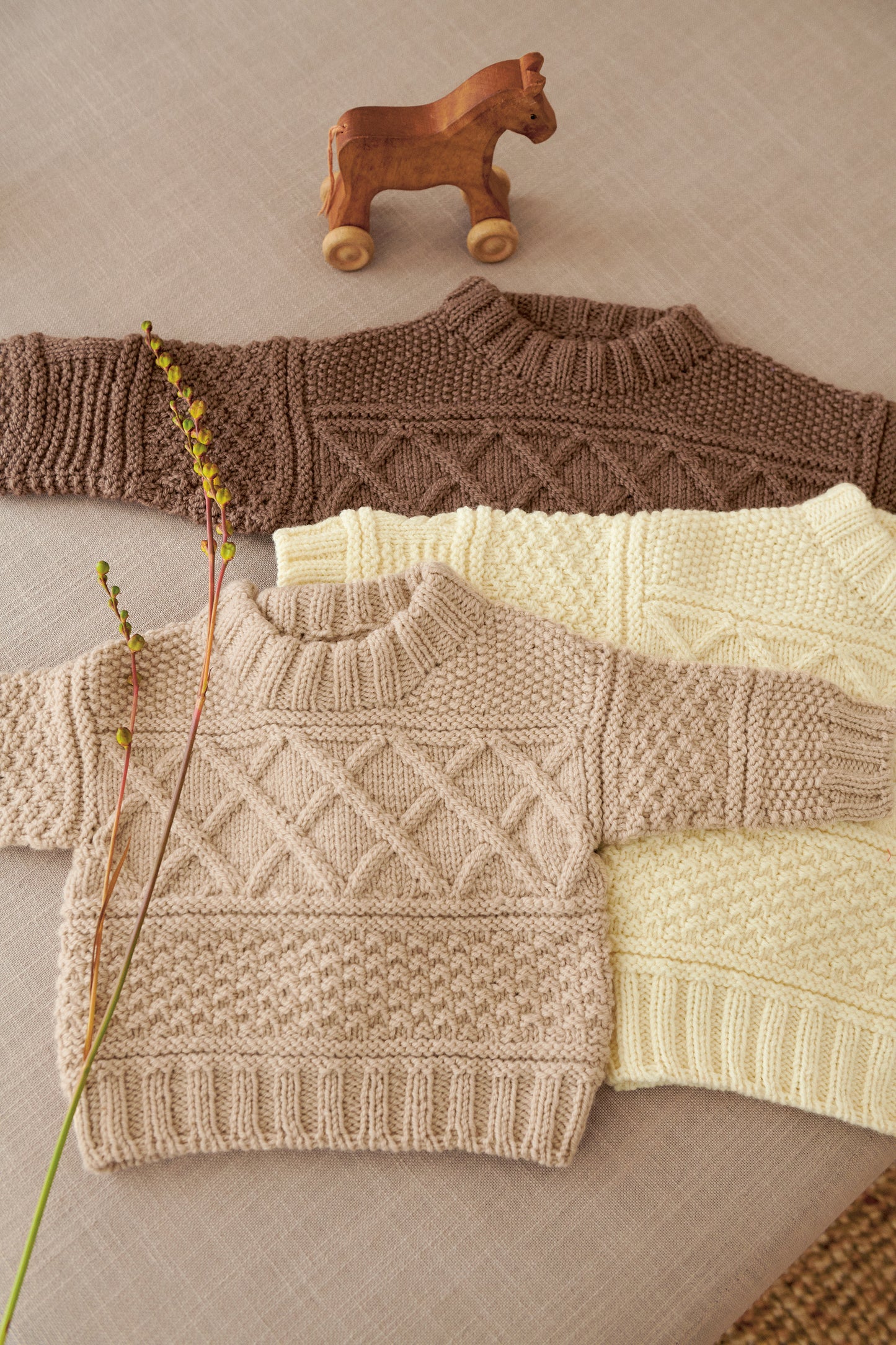 Sandnes Garn 2412 Guernsey Sweater Baby (englanninkielinen neuleohje)