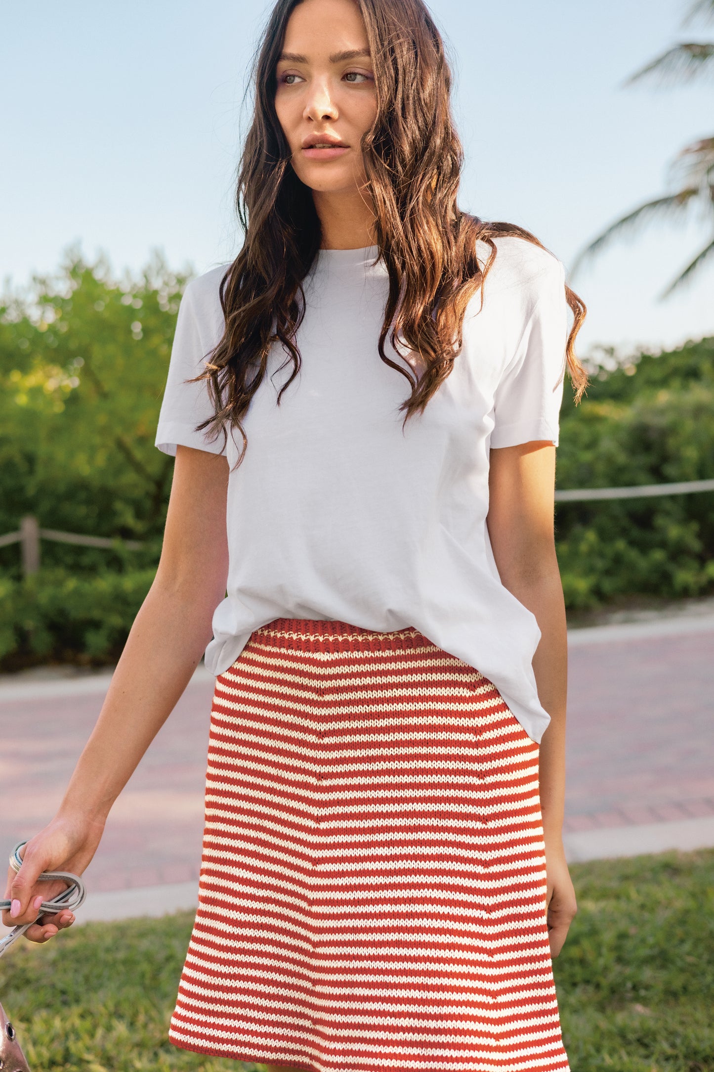 Sandnes Garn 2504-2, Cleo Sweater & Skirt, englanninkielinen neuleohje