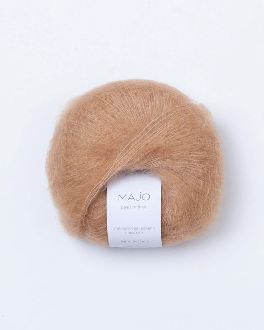 Värierien viimeiset Majo Garn Pearl Mohair