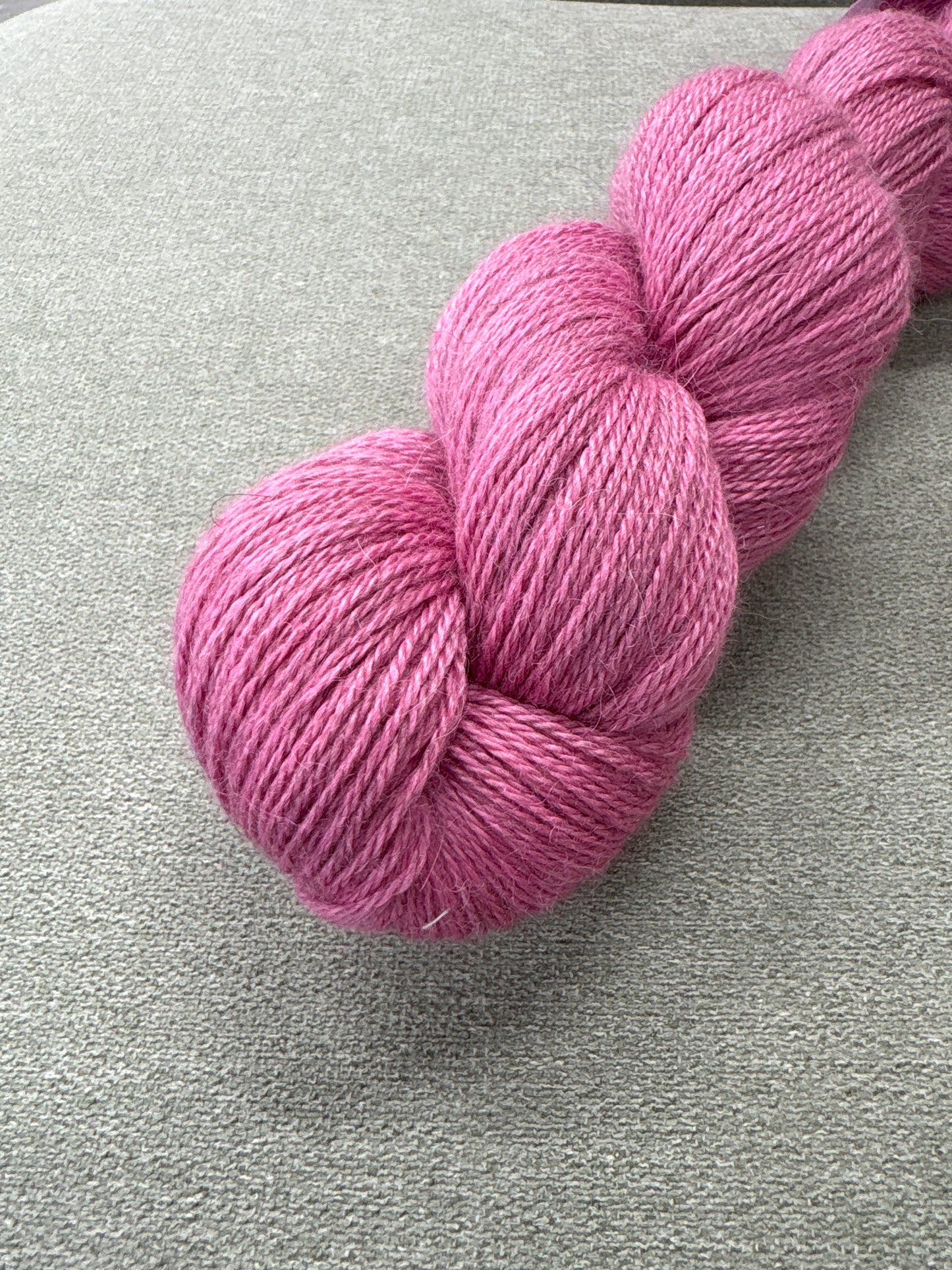 Lumoava Baby alpakkasilkki