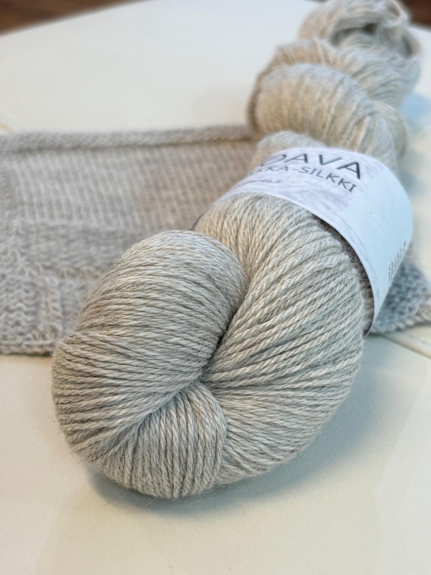 Lumoava Baby alpakkasilkki