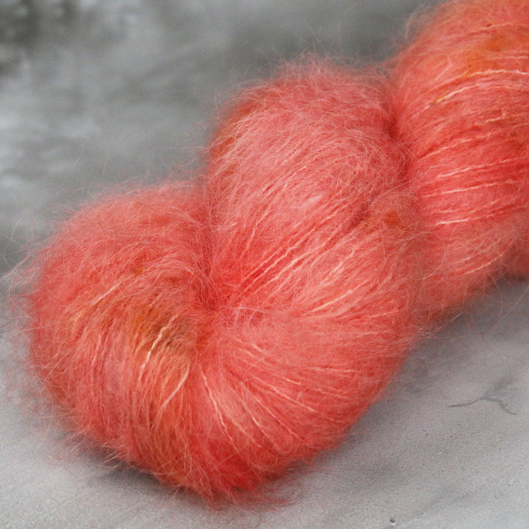 Laurelknits, Udu