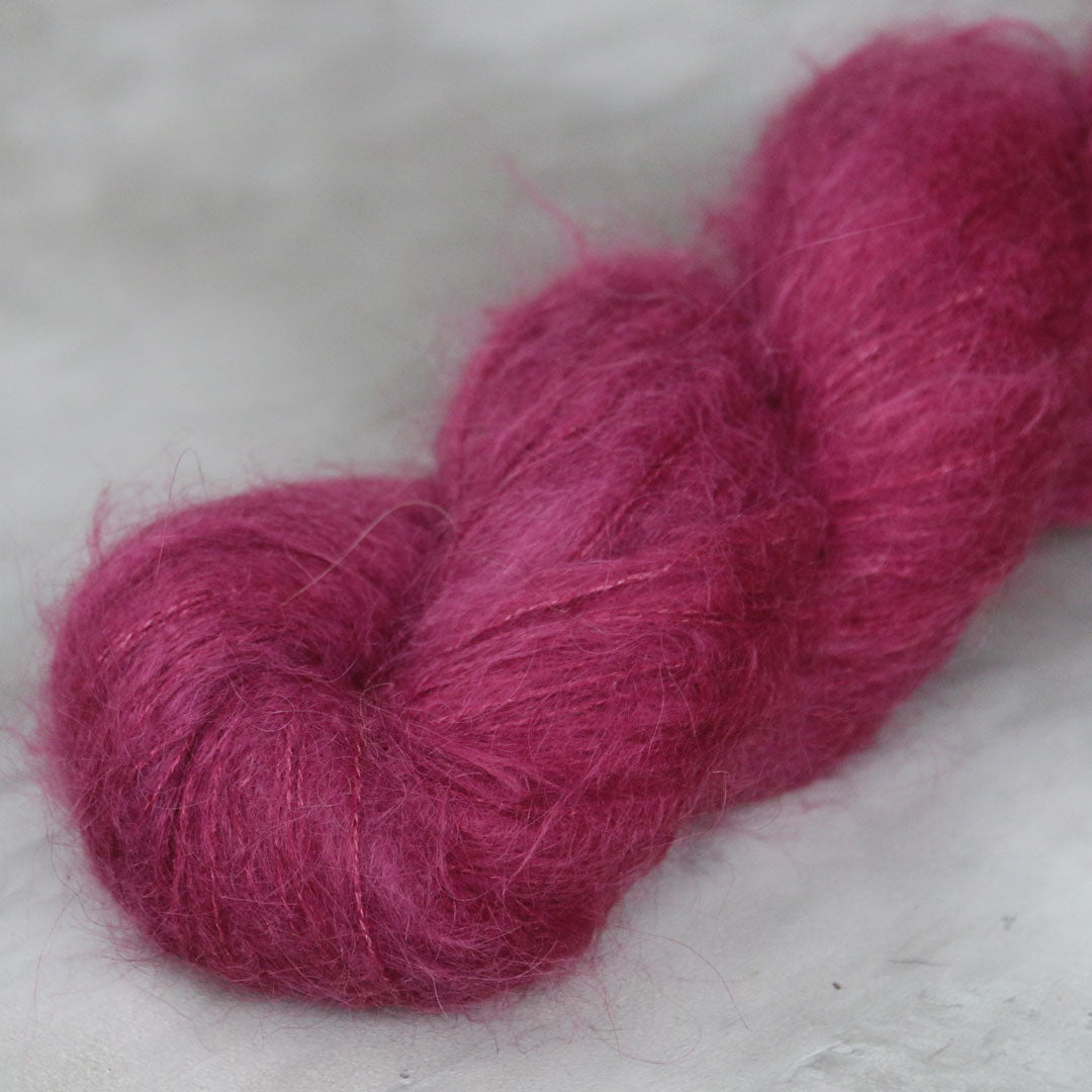 Laurelknits, Udu