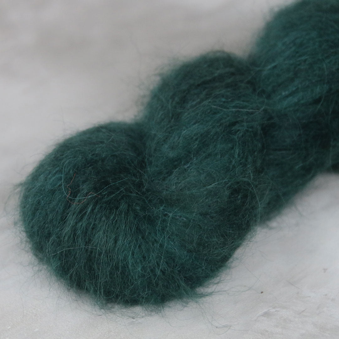Laurelknits, Udu