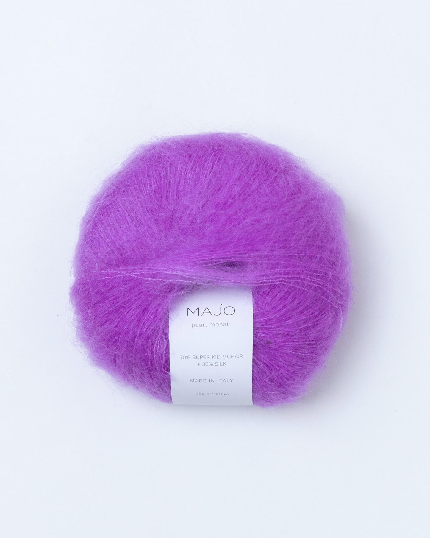 majo garn pearlmohair värissä Mauve