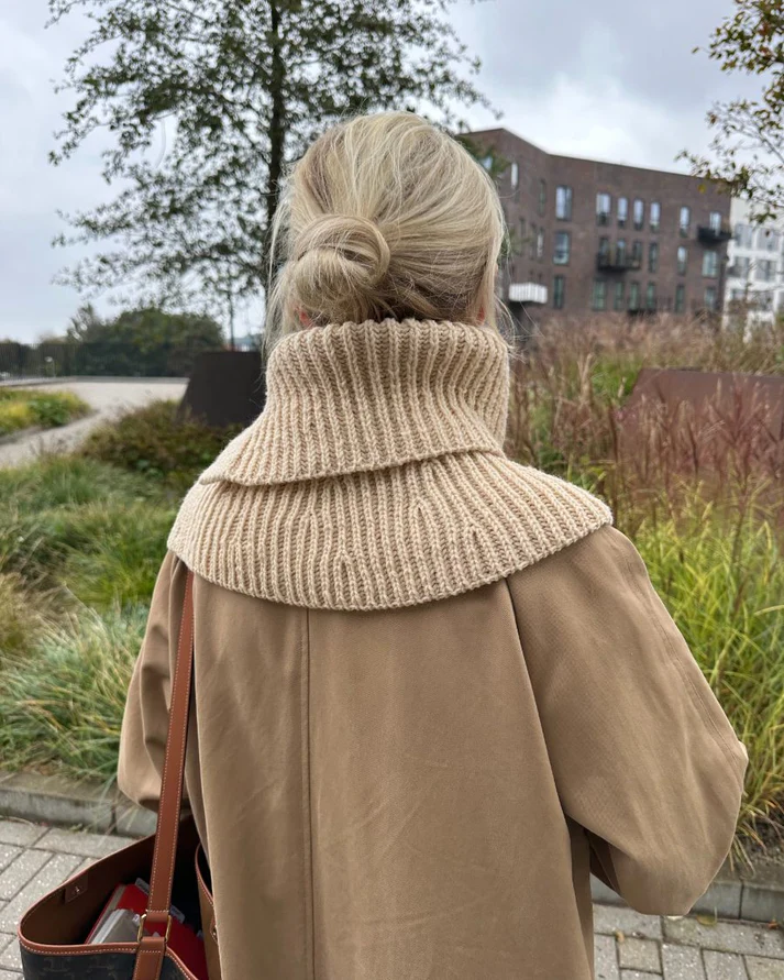 PetiteKnit November neck