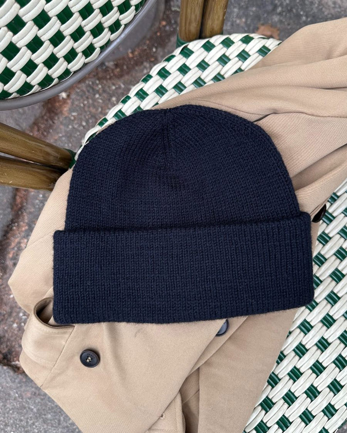 PetiteKnit Oslo Hat – neuleohje (suomeksi)
