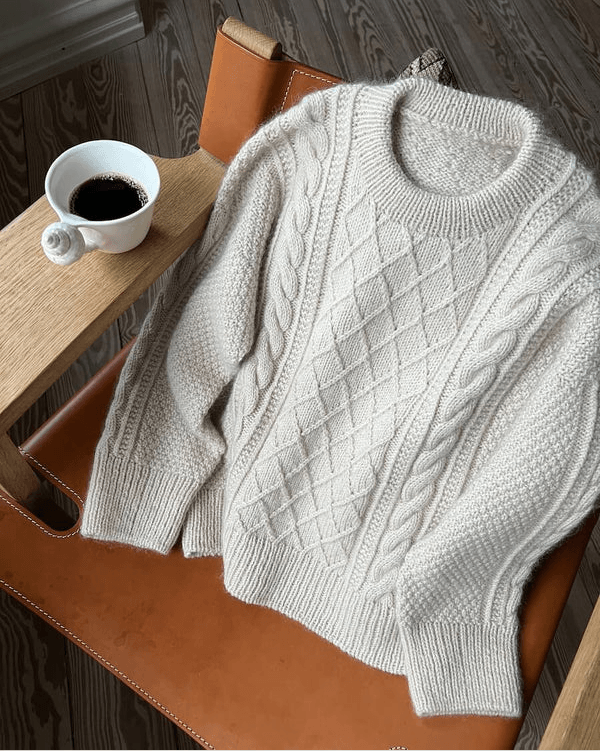 PetiteKnit Moby Sweater (FI) - neuleohje suomeksi