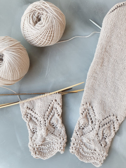Knitting for Olive - Lace Leggings (English knitting pattern)