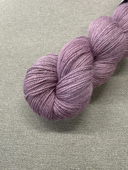 Lumoava Baby alpakkasilkki