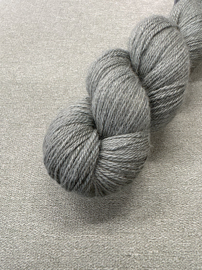 Lumoava Baby alpakkasilkki