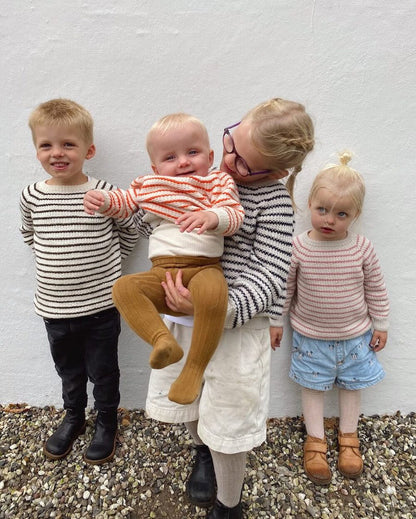 Friday sweater - Lasten neuleohje (englanninkielinen)