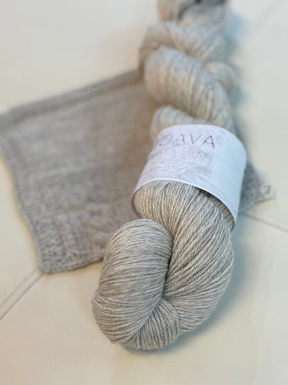 Lumoava Alpakkasilkki