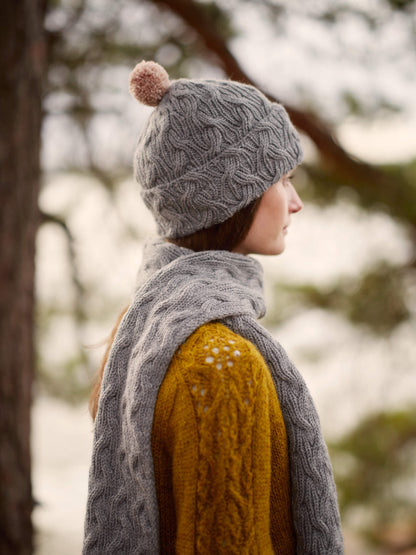 Letillä Neulekirja, Meiju Kallio