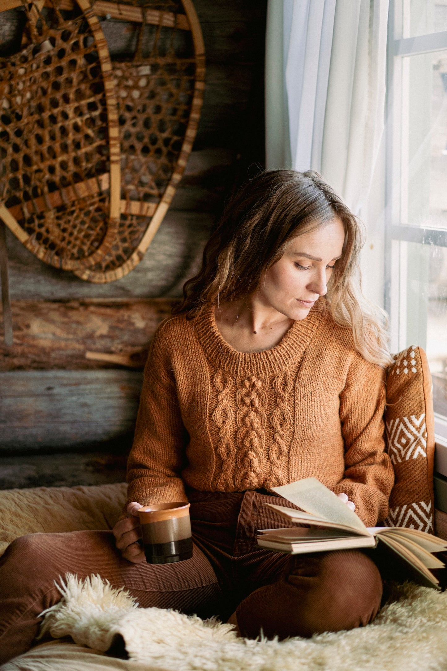 Kiertoteitä – 17 neuletta matkan varrelta, Ronja Hakalehto - ENNAKKOTILAUS