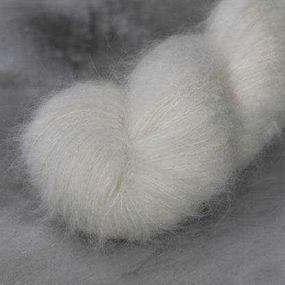 Laurelknits, Udu