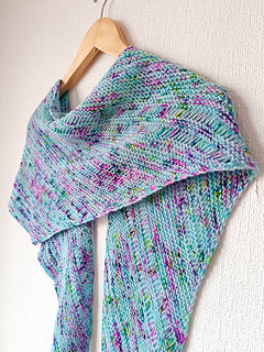 Gelato scarf, knitting pattern in Finnish