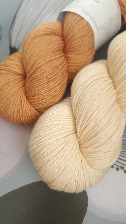 Lumoava Merino-silkki 500