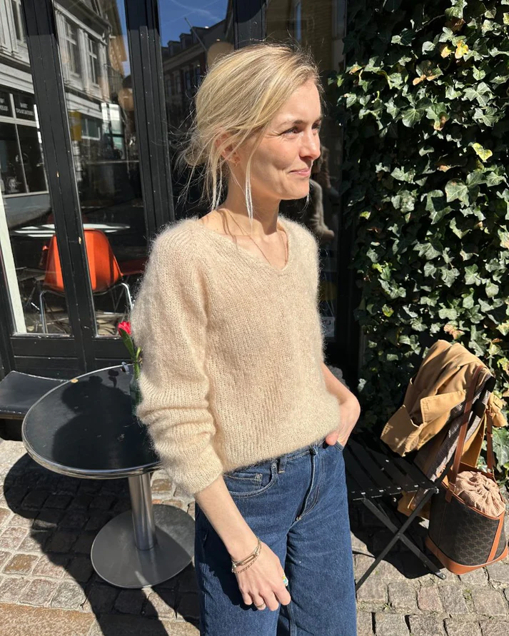 PetiteKnit Cumulus Blouse - neuleohje suomeksi
