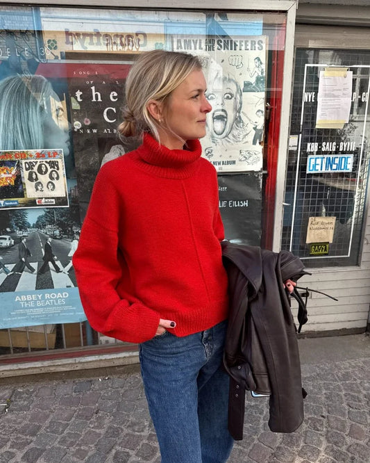 PetiteKnit Scarlet Sweater (FI) - neuleohje suomeksi