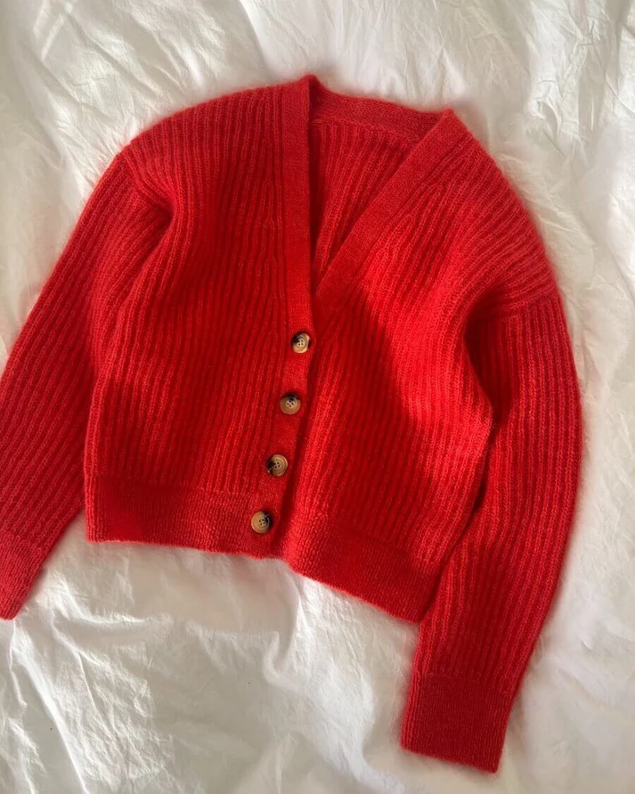 PetiteKnit Agnete Cardigan (FI) - neuleohje suomeksi