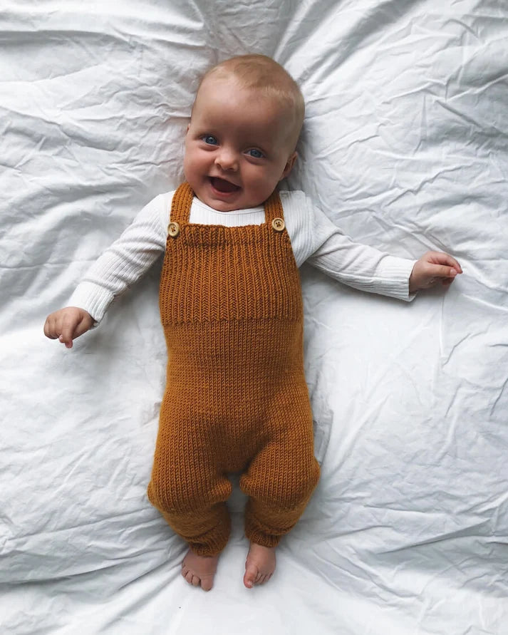 PetiteKnit Willum's Overalls neuleohje