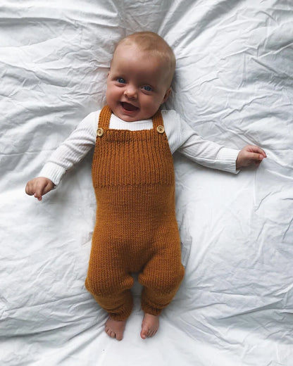 PetiteKnit Willum's Overalls neuleohje
