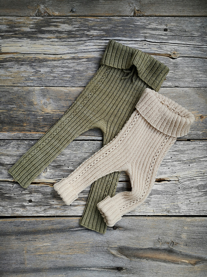 Suvis.Knits - Kastepisarat Mini Tights (suomenkielinen neuleohje)