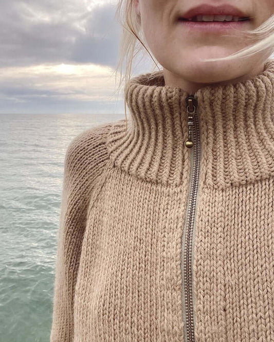 PetiteKnit Zipper Sweater (FI) - neuleohje suomeksi