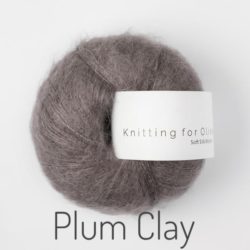 Knitting_for_olive_SoftSilkMohair_Blommeler_Plumclay