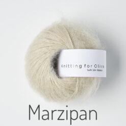 Knitting_for_olive_softsilkmohair_marcipan_marzipan