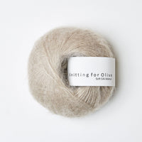 Knitting_for_olive_SoftSilkMohair_Oat_havre