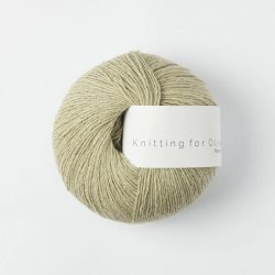 Knitting_for_olive_Merino_fennelseed